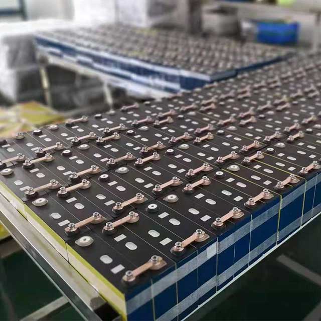 Pilas de batería prismáticas de aluminio de la batería de litio LiFePO4 del ciclo profundo LFP LiFePO4 100ah 5